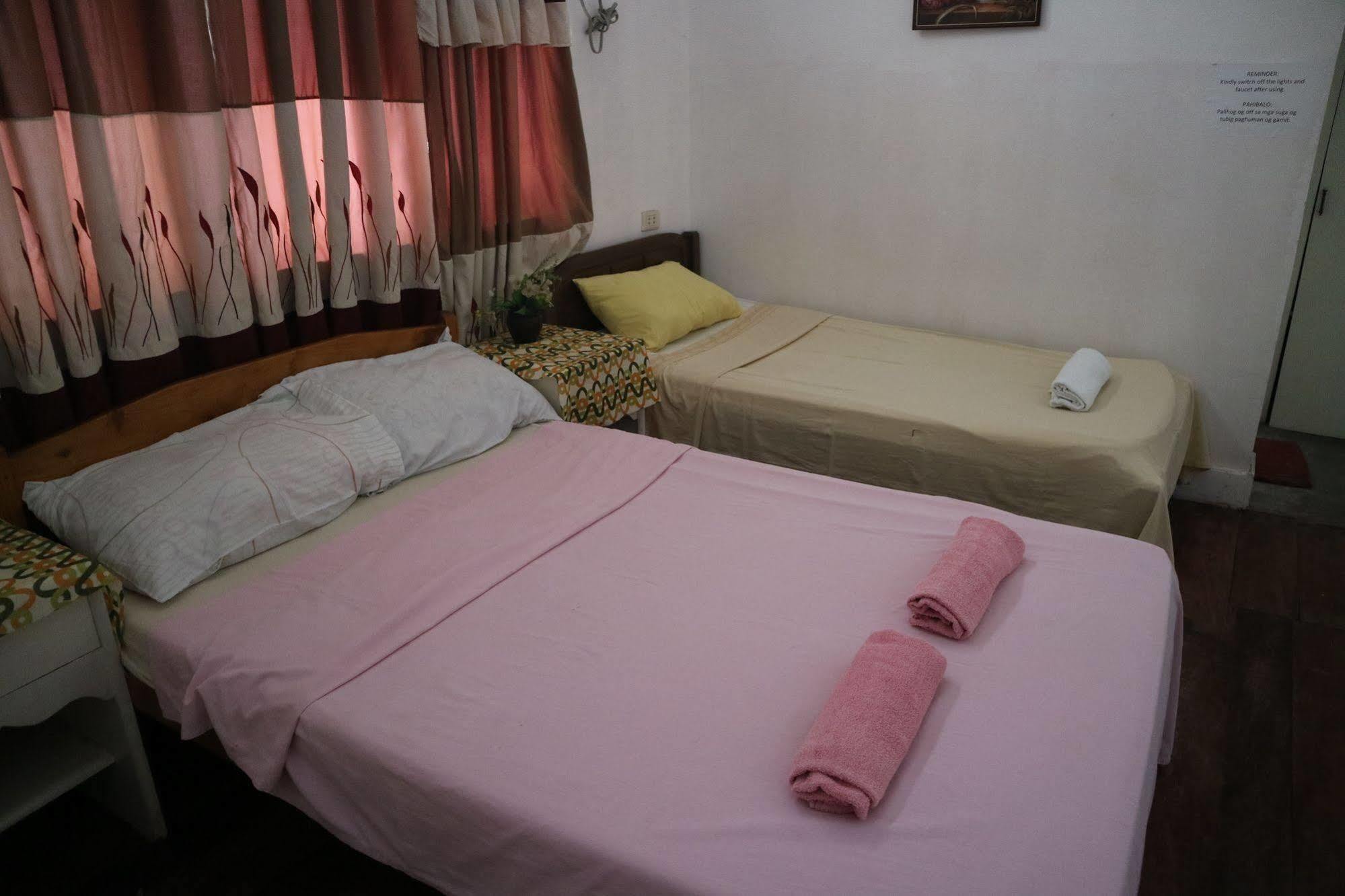 Newport Oak Pension Inn Tagbilaran City Exterior photo